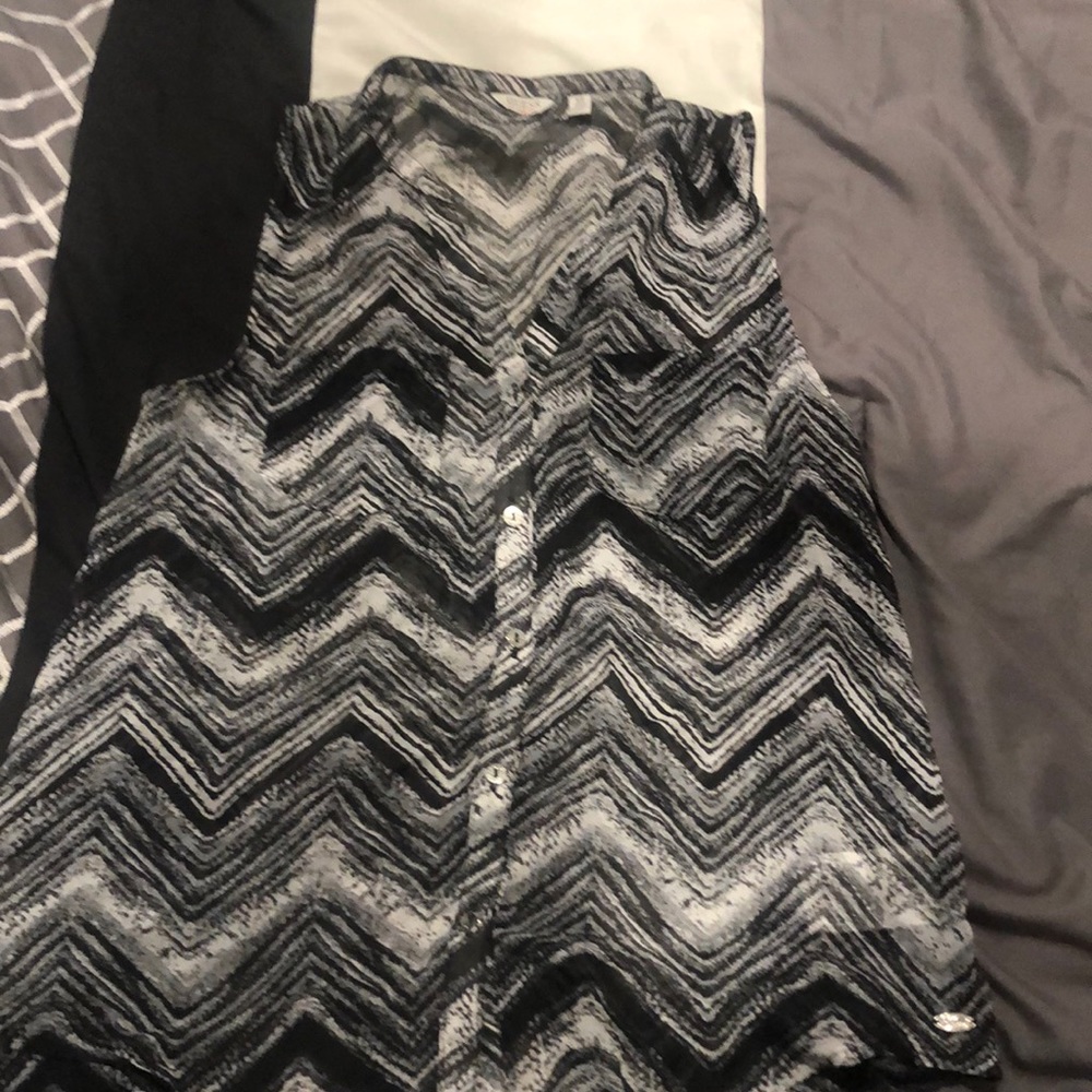 Chevron print top